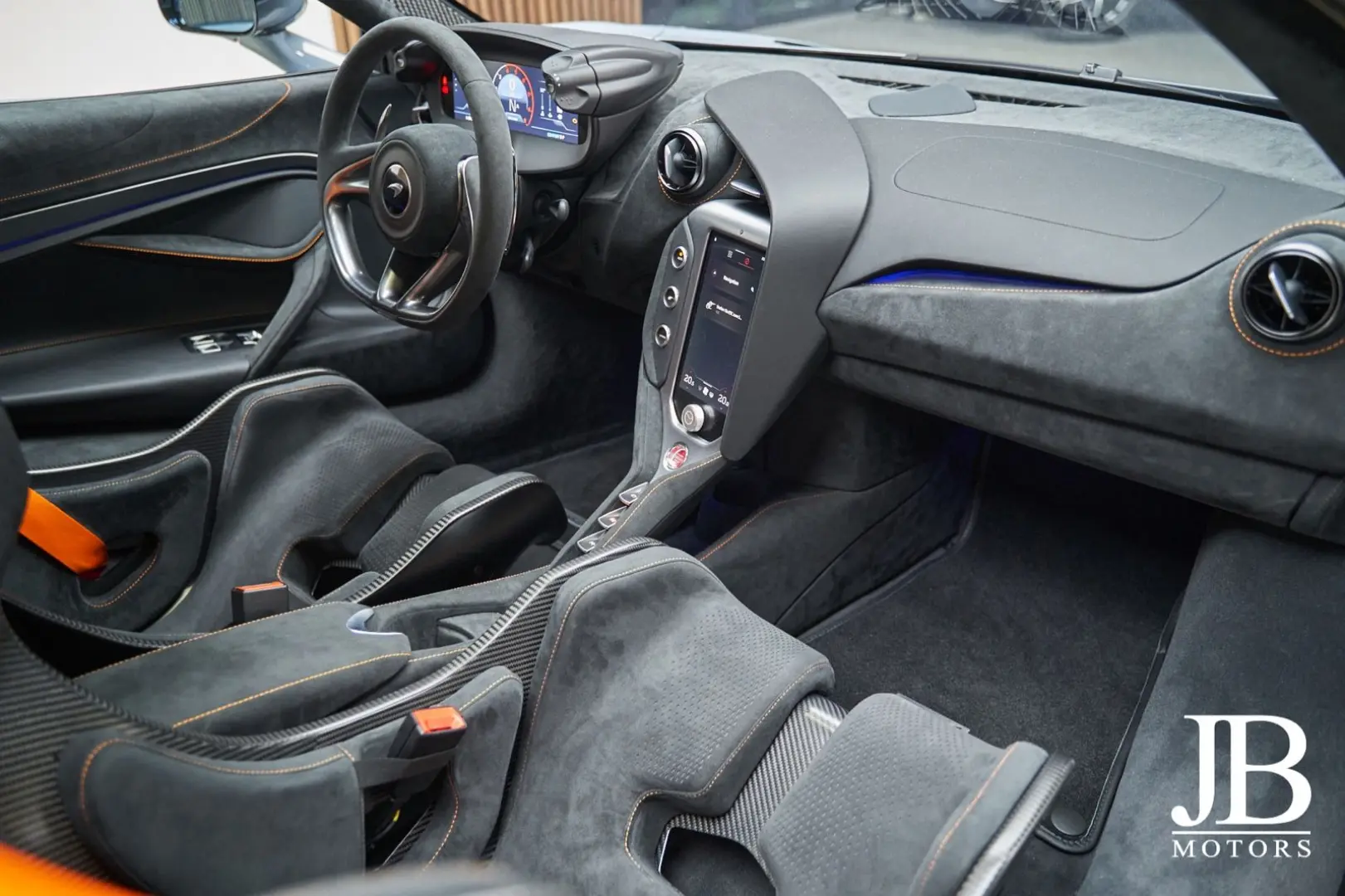 750S Coupe Senna Racing Seats Lift
