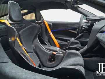 750S Coupe Senna Racing Seats Lift