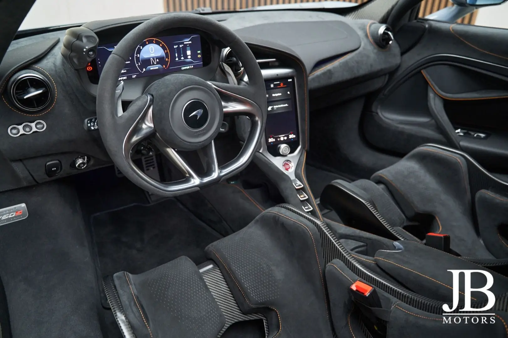 750S Coupe Senna Racing Seats Lift
