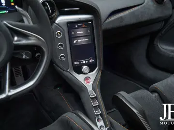 750S Coupe Senna Racing Seats Lift