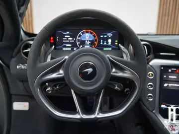 750S Coupe Senna Racing Seats Lift