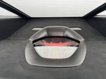 750S Coupe Performance B&W Engine Window 360