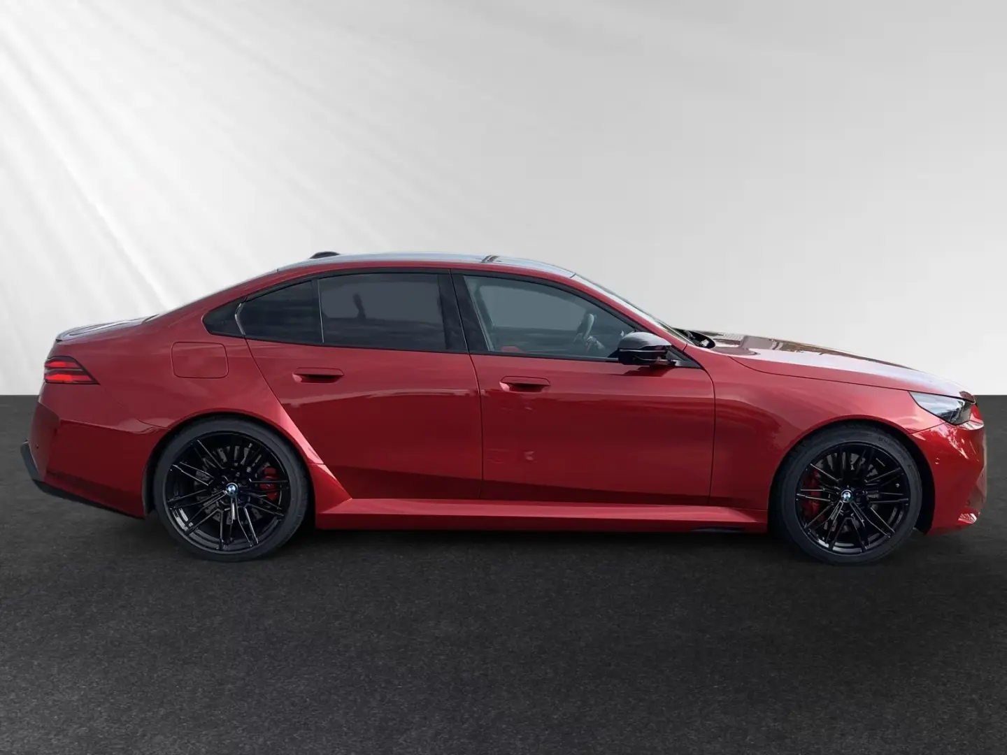 BMW M5 Limuzină AHK Pano Bowers