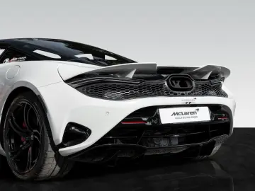 750S   Ice White   Carbon Exterior