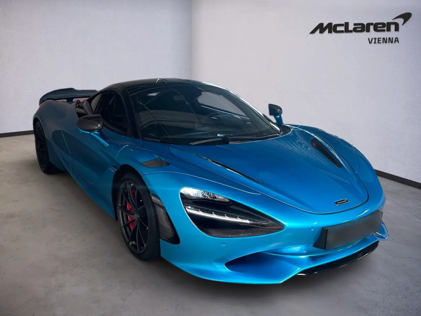 750S   SENNA Seats   Harness Bar   Carbon Fibre