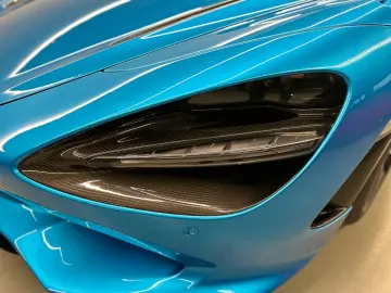 750S   SENNA Seats   Harness Bar   Carbon Fibre