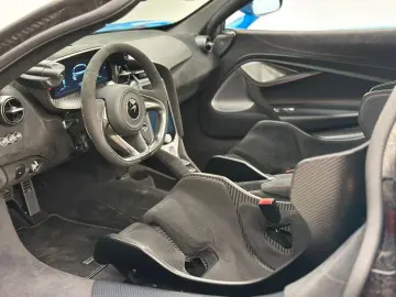 750S   SENNA Seats   Harness Bar   Carbon Fibre