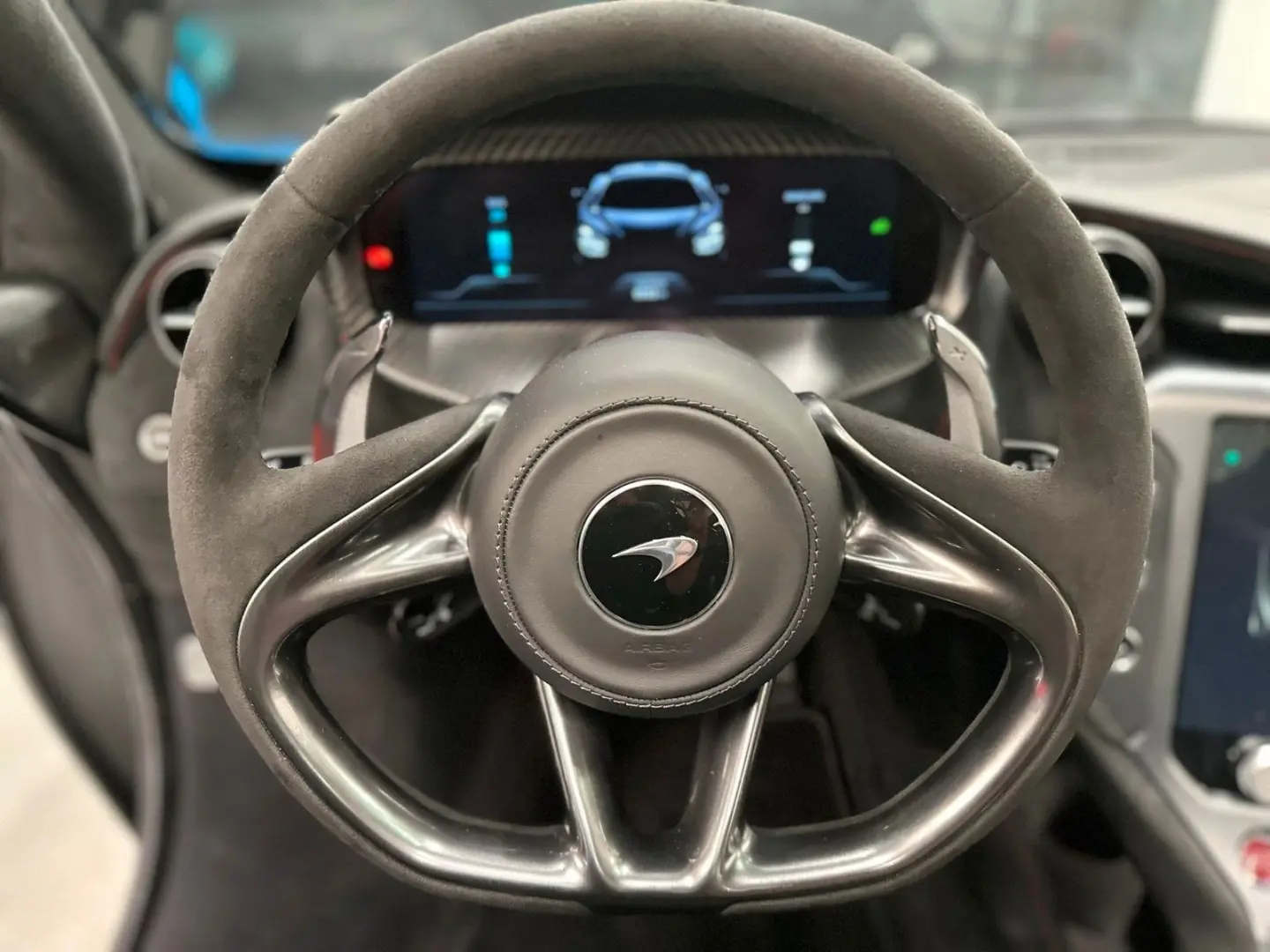 750S   SENNA Seats   Harness Bar   Carbon Fibre