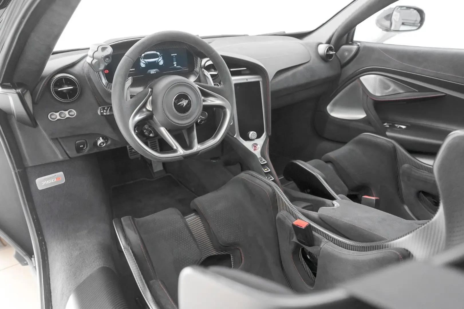 750S Coupe - Senna Seats - Carbon - Track Brakes