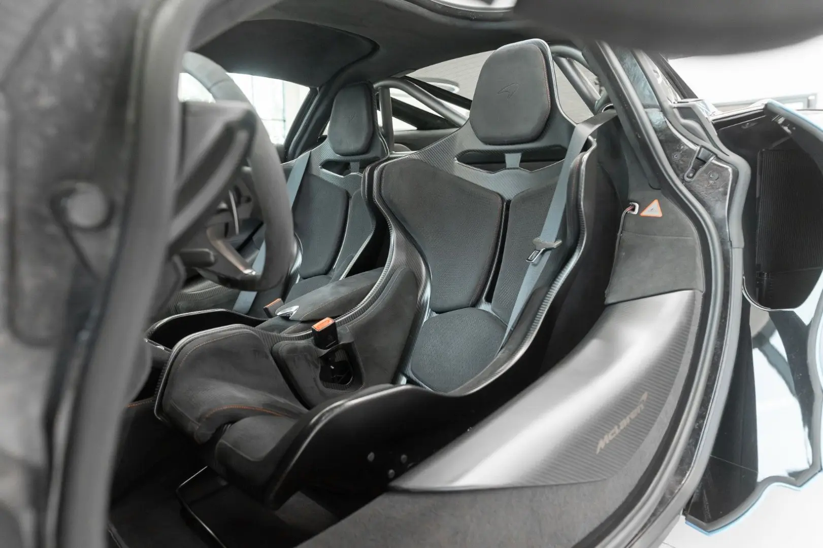 750S Coupe - Senna Seats - Carbon - Track Brakes