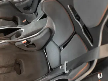 750S Coupe - Senna Seats - Carbon - Track Brakes