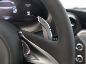 750S Coupe - Senna Seats - Carbon - Track Brakes