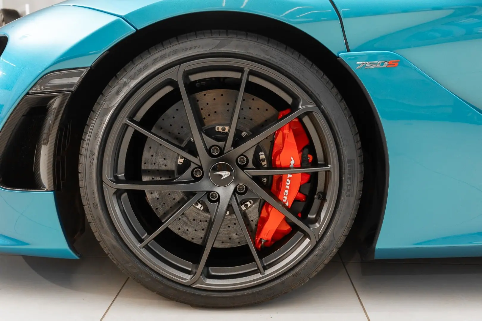 750S Coupe - Senna Seats - Carbon - Track Brakes