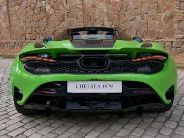 750S Spider Bowers Carbon Pack Ext