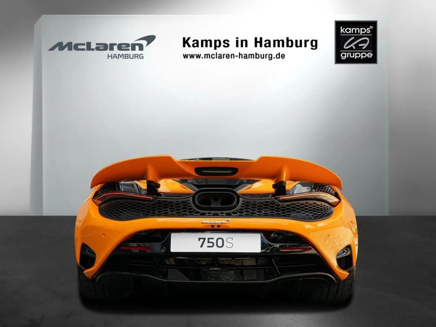 750S CF Exterior I CF Interior I Service Paket I