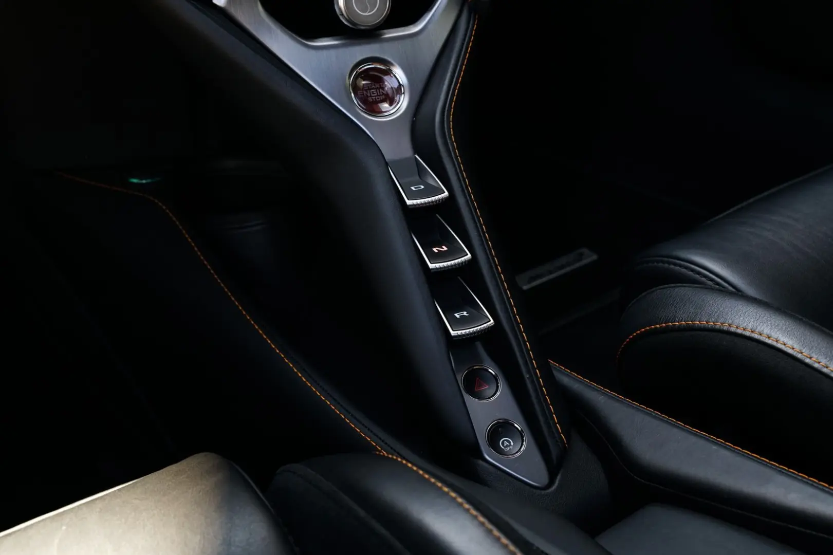 750S CF Exterior I CF Interior I Service Paket I