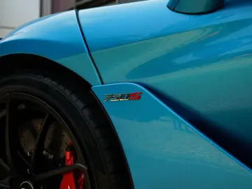 750S I MSO Paint I Senna Seats I Neupreis 379.00