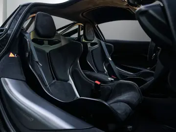 750S I MSO Paint I Senna Seats I Neupreis 379.00