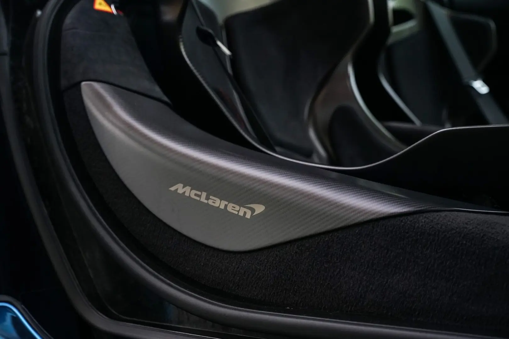 750S I MSO Paint I Senna Seats I Neupreis 379.00
