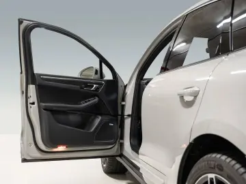 Macan Panorama PASM Sitzbelüftung BOSE  Panorama