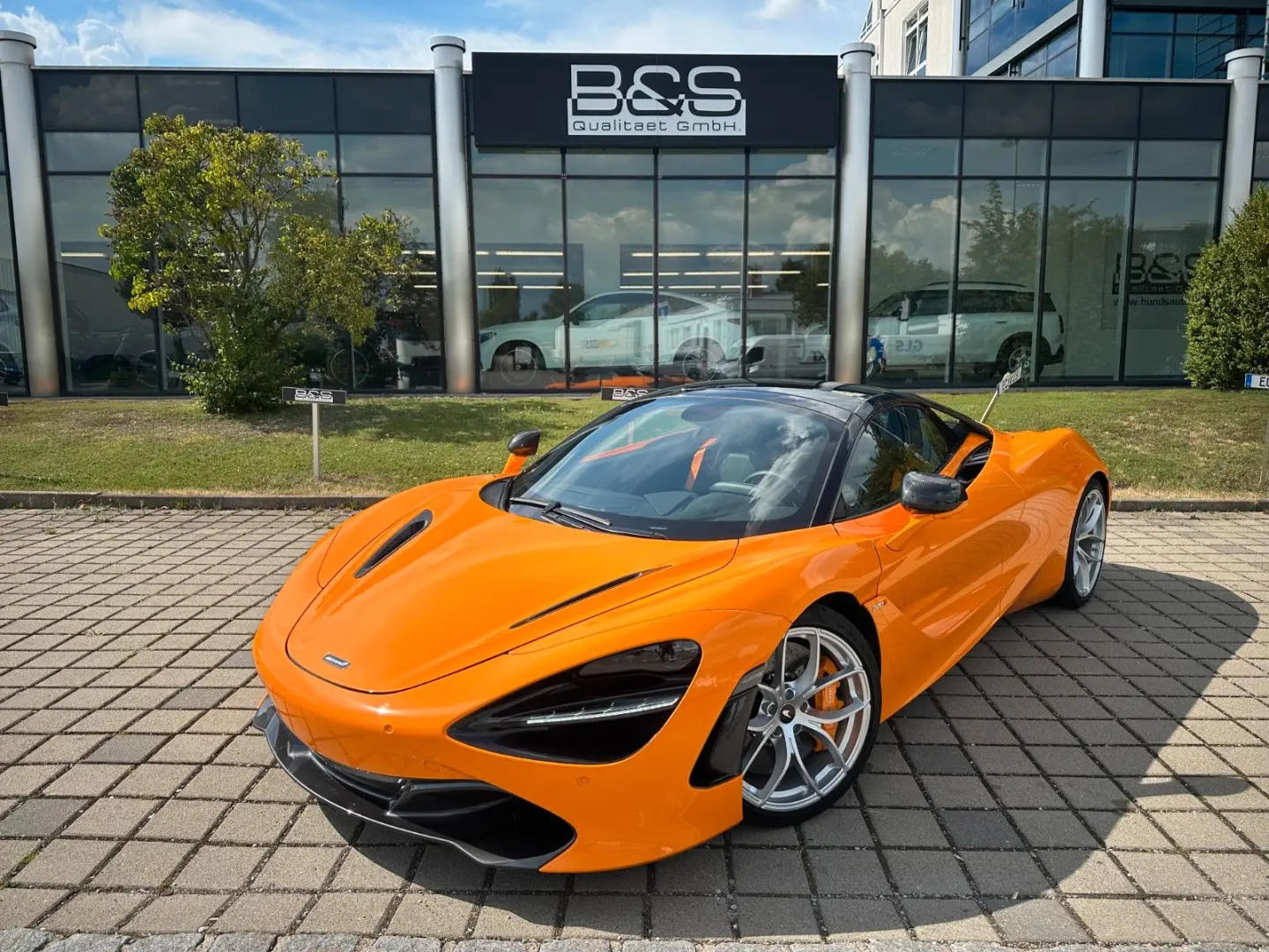 720S SPIDER PERFOR. PLUS.KERAMIK CARBON LIFT B&W