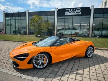 720S SPIDER PERFOR. PLUS.KERAMIK CARBON LIFT B&W