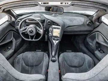 720S Spider Glacier White  Lifting System