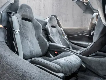 720S Spider Glacier White  Lifting System