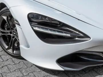 720S Spider Glacier White  Lifting System