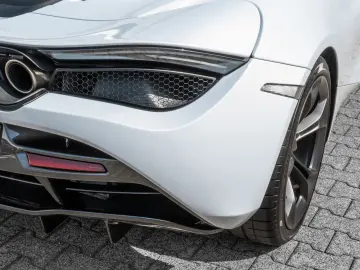 720S Spider Glacier White  Lifting System