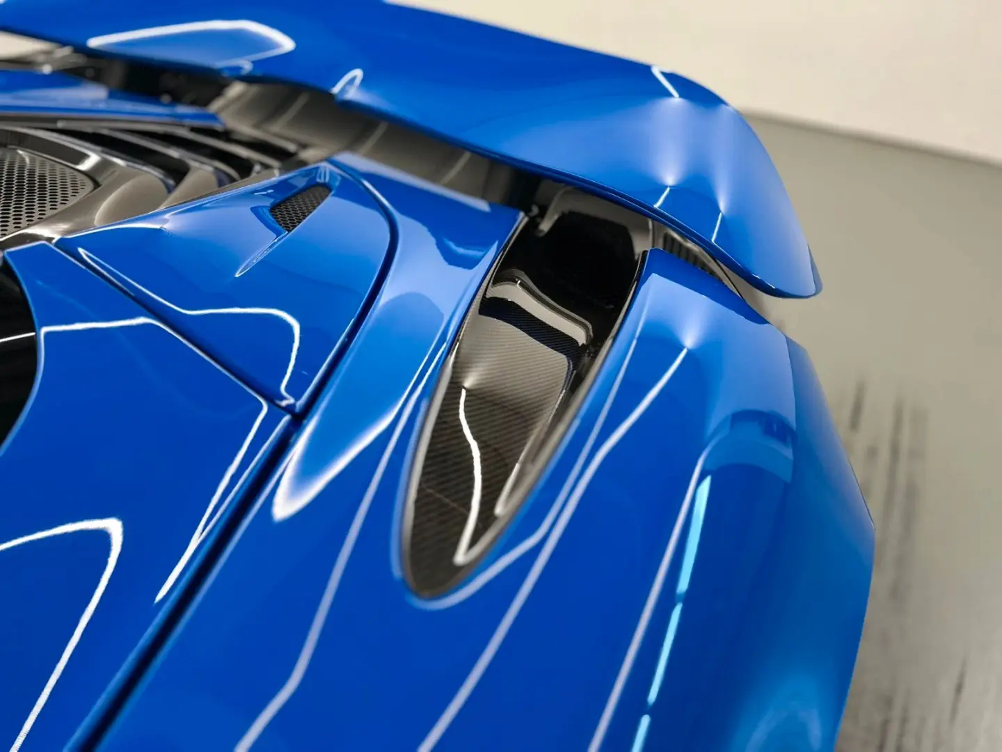 720S - MSO Paris Blue - Carbon Packs 2  3 & 4