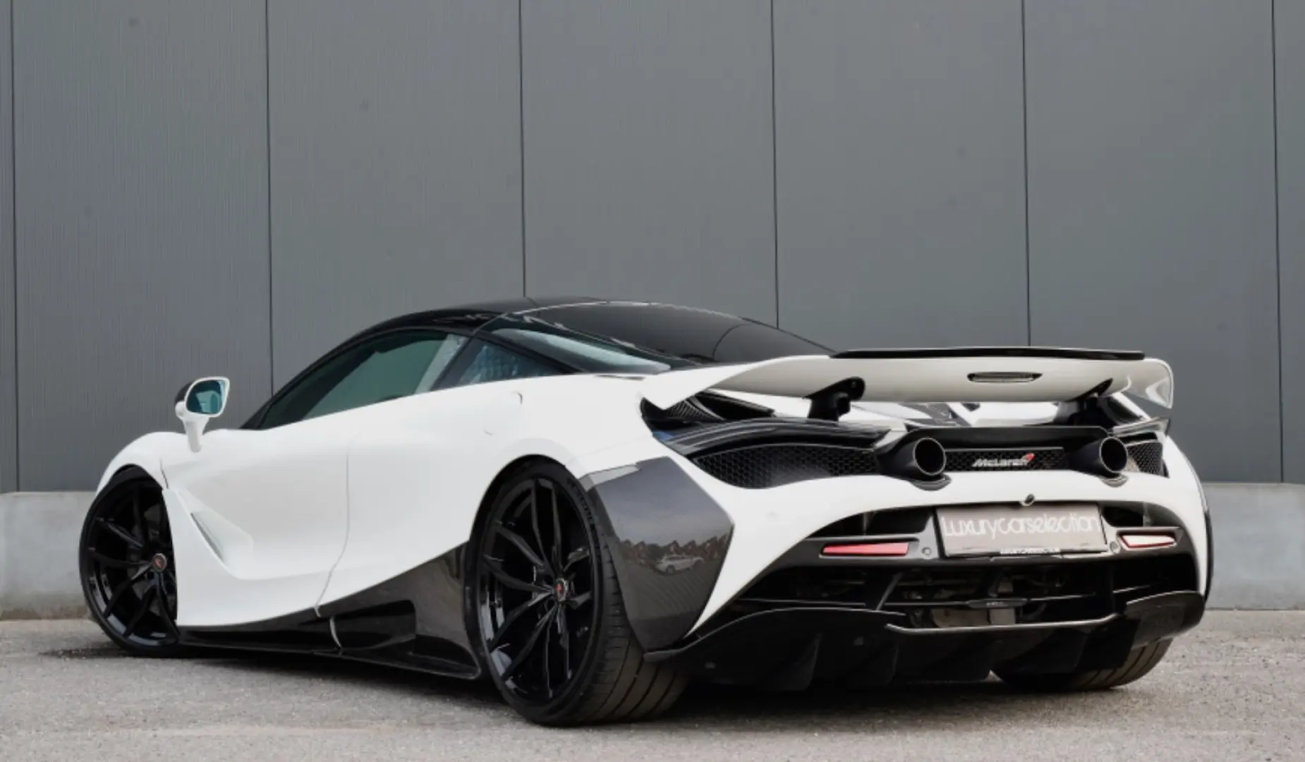 720S NOVITEC Coupé  CERAMIC CARBON LIFT CAMERA