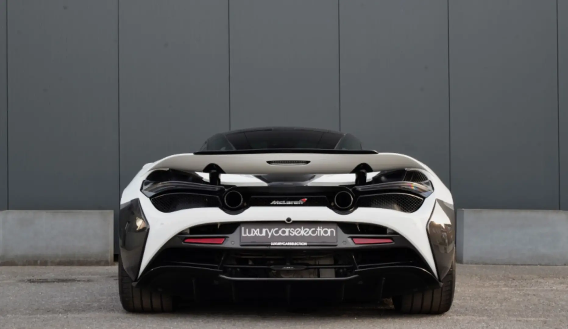 720S NOVITEC Coupé  CERAMIC CARBON LIFT CAMERA