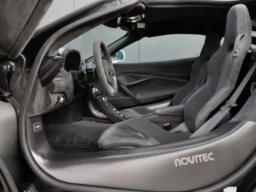 720S NOVITEC Coupé  CERAMIC CARBON LIFT CAMERA