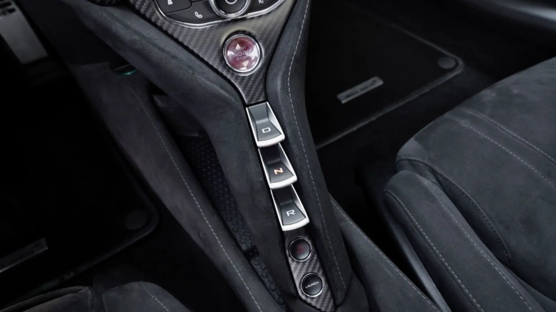 720S NOVITEC Coupé  CERAMIC CARBON LIFT CAMERA