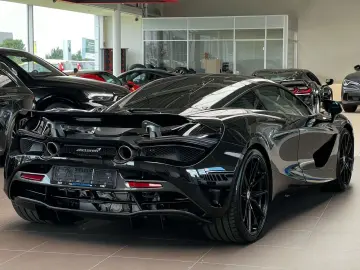 720S 4.0 Coupe Carbon Lift SportAGA Active Aero