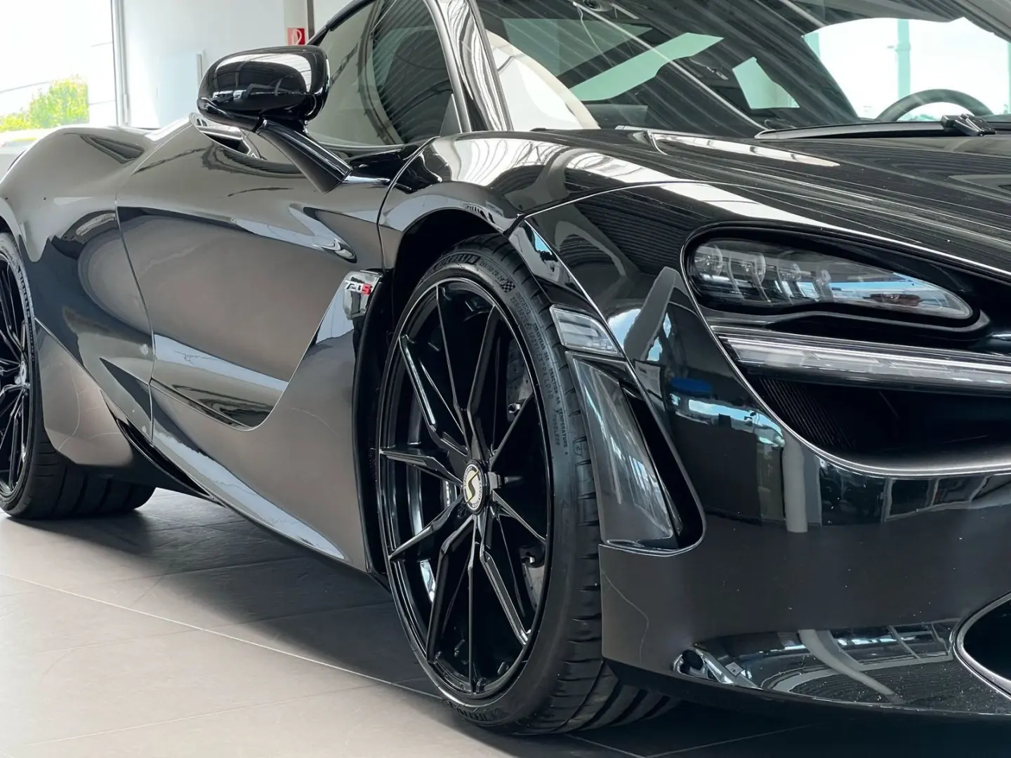 720S 4.0 Coupe Carbon Lift SportAGA Active Aero