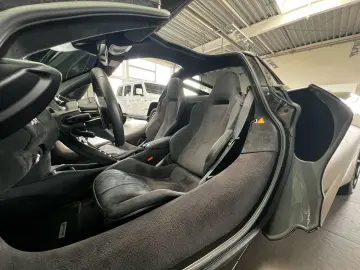 720S 4.0 Coupe Carbon Lift SportAGA Active Aero