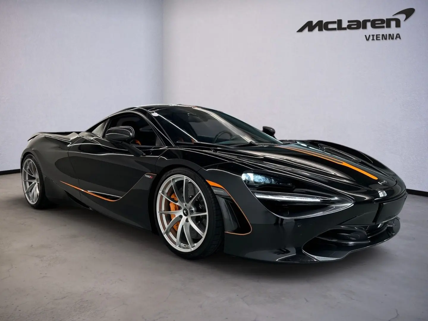 720S   Carbon Fibre Ext. & Int.   TrackTelemetry
