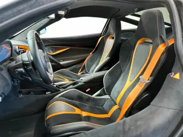 720S   Carbon Fibre Ext. & Int.   TrackTelemetry