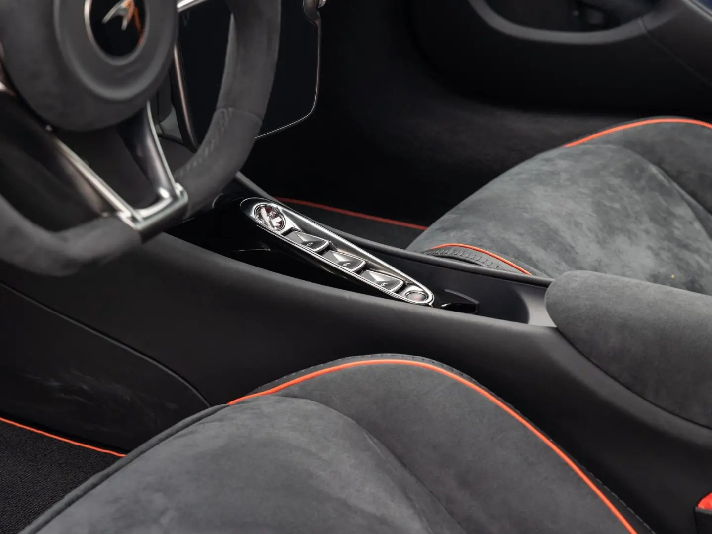 Artura   Performance   Heated Comfort Seats