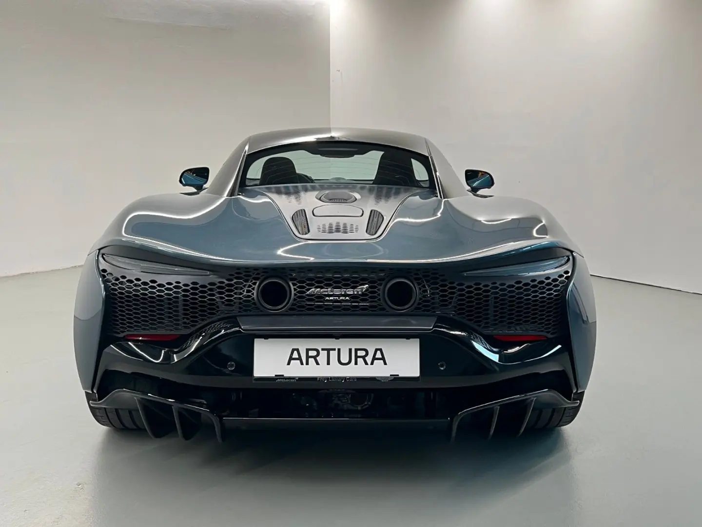 Artura