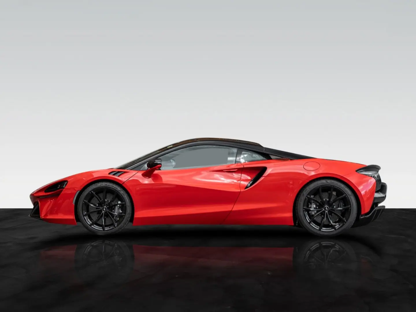 Artura Coupé   Vermillon Red   Carbon Interior