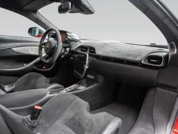 Artura Coupé   Vermillon Red   Carbon Interior