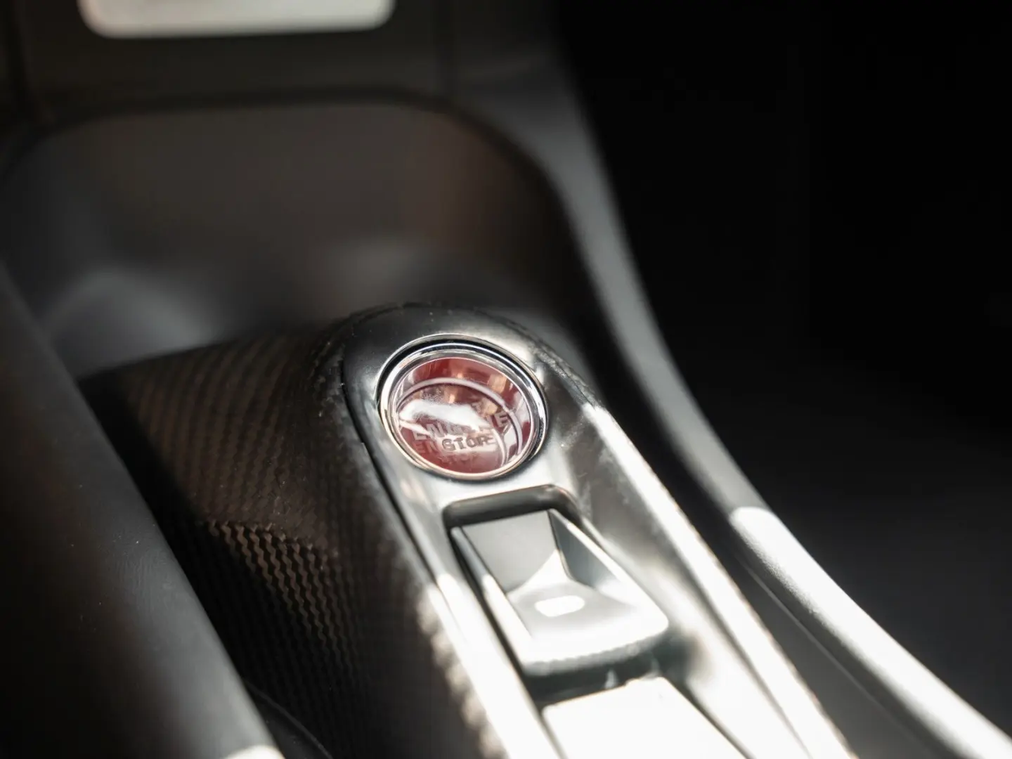 Artura Coupé   Vermillon Red   Carbon Interior