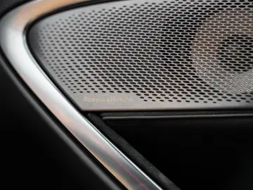 Artura Coupé   Vermillon Red   Carbon Interior