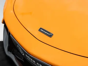 ARTURA Spider   ClubSport Seats   Carbon