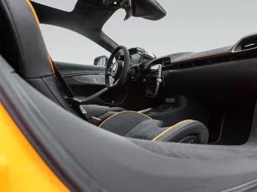 ARTURA Spider   ClubSport Seats   Carbon