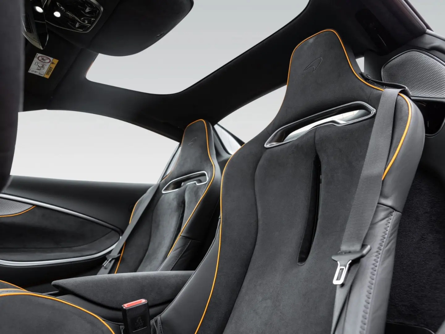 ARTURA Spider   ClubSport Seats   Carbon