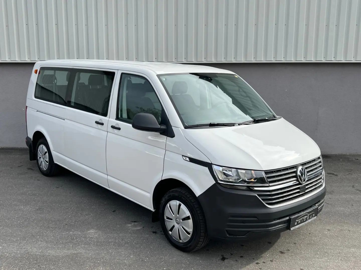 T6 Transporter  LANG 9SITZE KLIMA COC